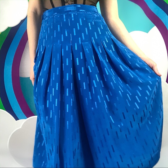 SOLD - Picture 4 of 7